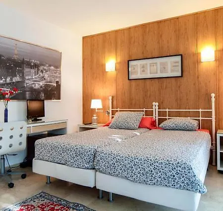 Bed & Breakfast Casa Puerto Banus *