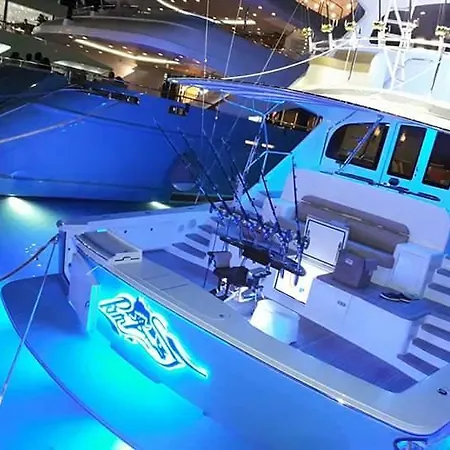 לינה וארוחת בוקר Casa Puerto Banus